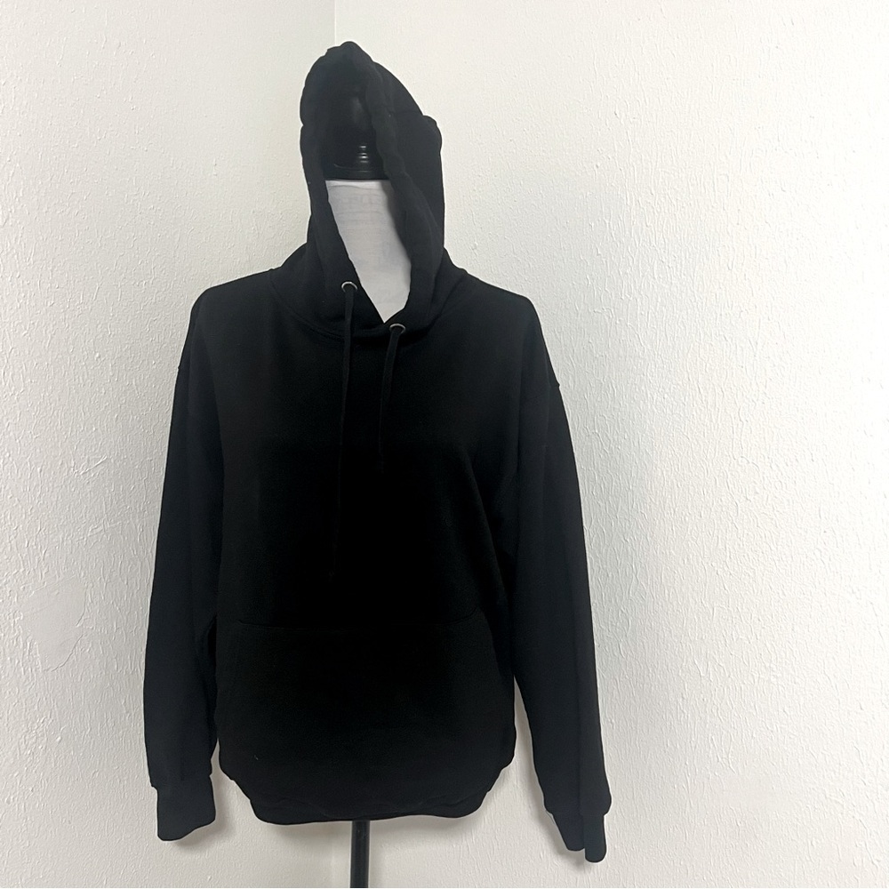 Unisex Gemrock Black Hooded Sweatshirt Size Medium Pocket Athleisure Casual EUC